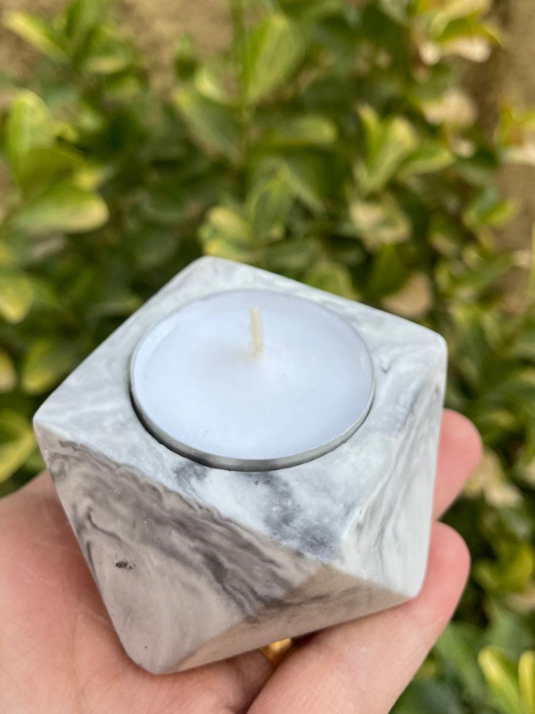 Modern ve Şık El Yapımı Mermer Desenli Beton Tealight Mumluk