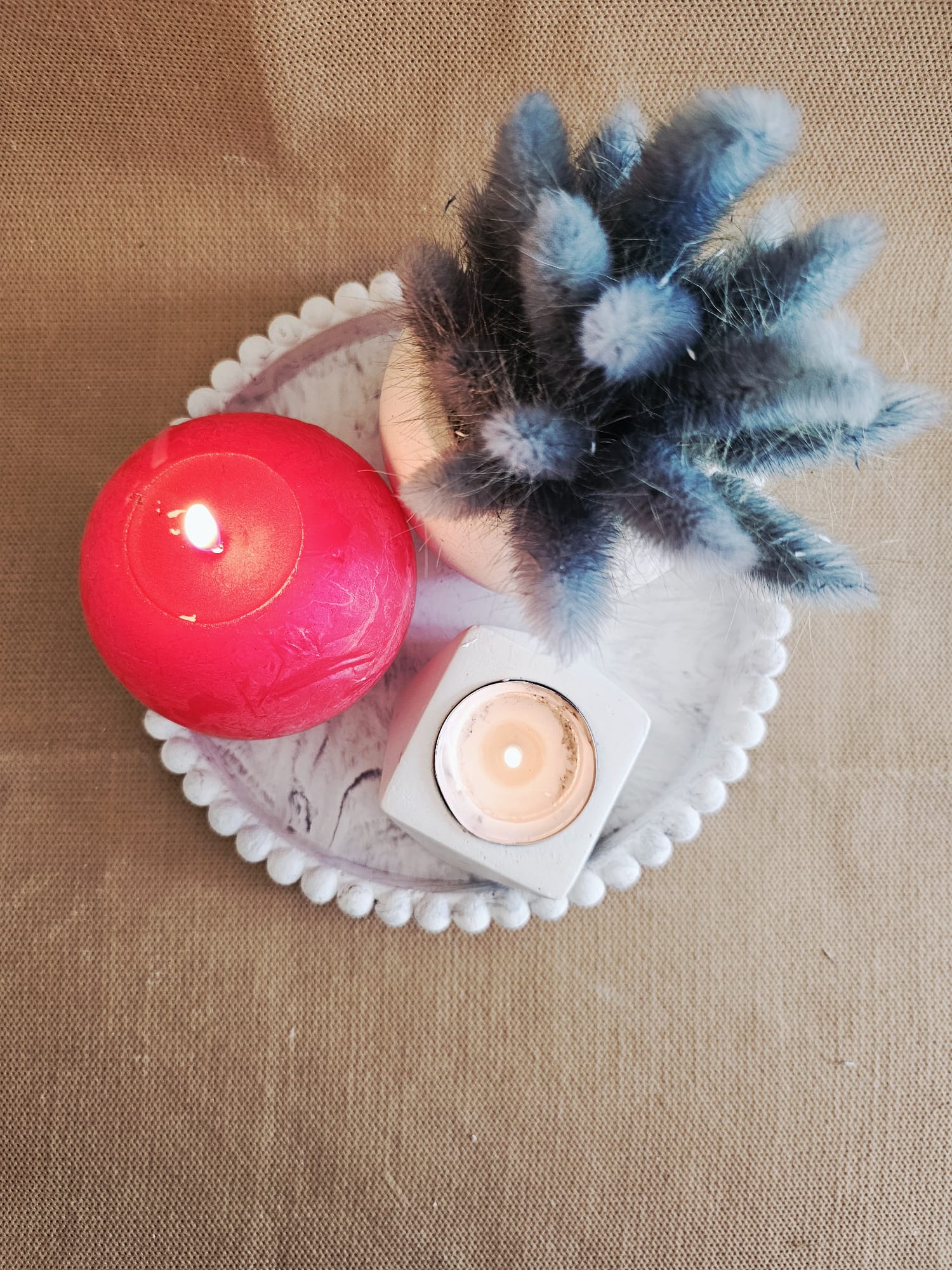 El Yapımı Görünümlü Beaded Edge Mermer Desen Tepsisi | Modern Farmhouse Stilinde Servis ve Dekorasyon Tepsisi