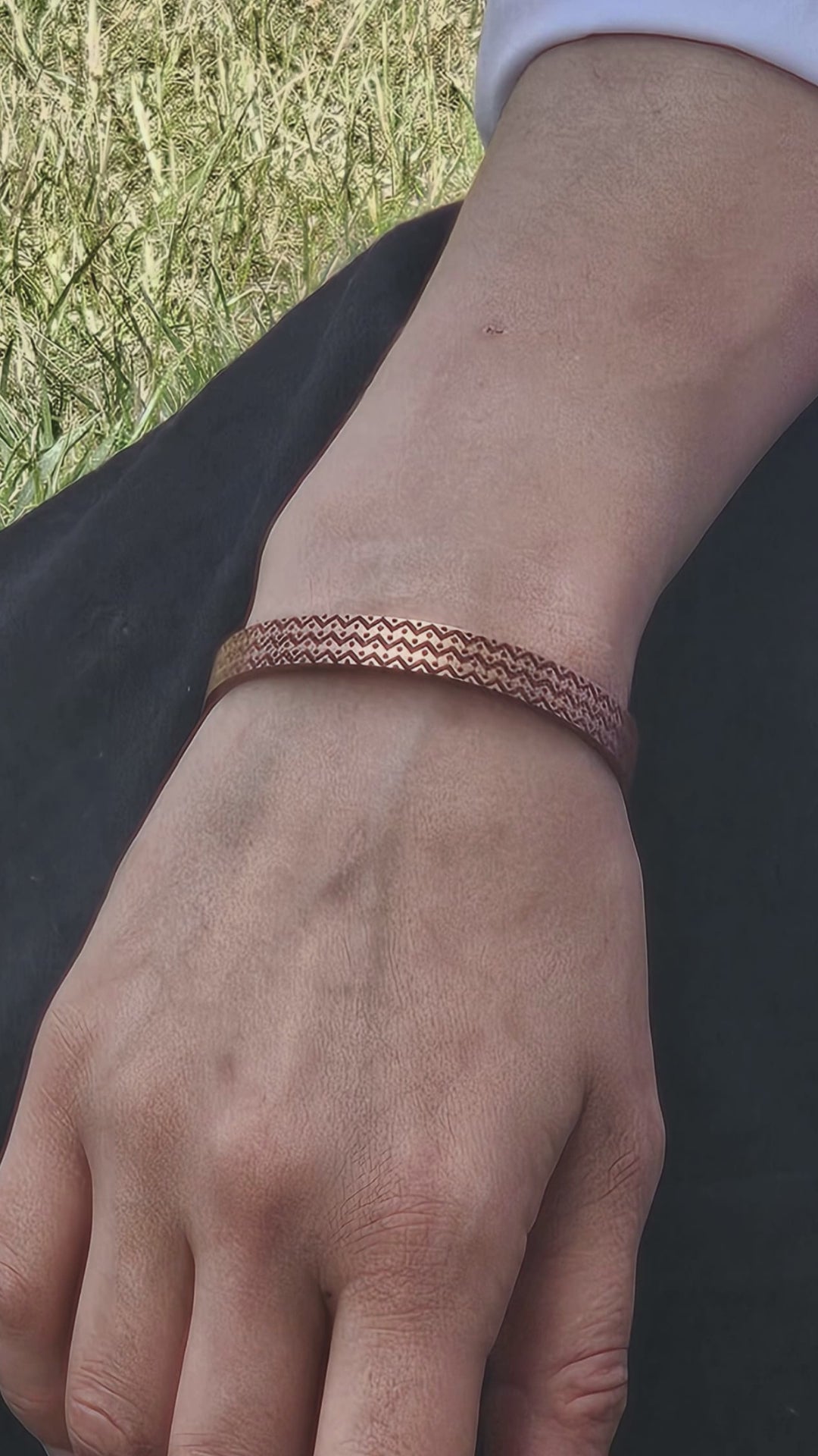 Utaylife Chevron Modeli Bakır Kelepçe Bileklik - Otantik Unisex Tasarım El Yapımı